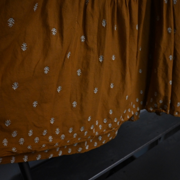 Old navy mustard pattern dress - Picture 4 of 4